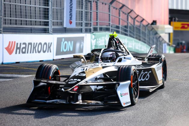 Antonio Felix da Costa (Jaguar TCS Racing, 13) zweites freies Training Free Practice 2, ABB FIA Formula E World Championship, WM, Weltmeisterschaft London e-Prix 2026, Vereinigtes Koenigreich, Saison 12 2025 26, Runde 16, 15.07.2026, ABB FIA Formula E World Championship, London e-Prix 2026, Vereinigtes Koenigreich, Saison 12 2025 26, Runde 16, 15.07.2026 London Copyright: xEibner-Pressefoto LauraxRoemerx EP_LRR