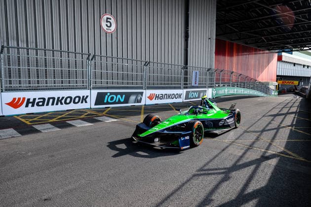 Joel Eriksson (Envision Racing, 14) zweites freies Training Free Practice 2, ABB FIA Formula E World Championship, WM, Weltmeisterschaft London e-Prix 2026, Vereinigtes Koenigreich, Saison 12 2025 26, Runde 16, 15.07.2026, ABB FIA Formula E World Championship, London e-Prix 2026, Vereinigtes Koenigreich, Saison 12 2025 26, Runde 16, 15.07.2026 London Copyright: xEibner-Pressefoto LauraxRoemerx EP_LRR