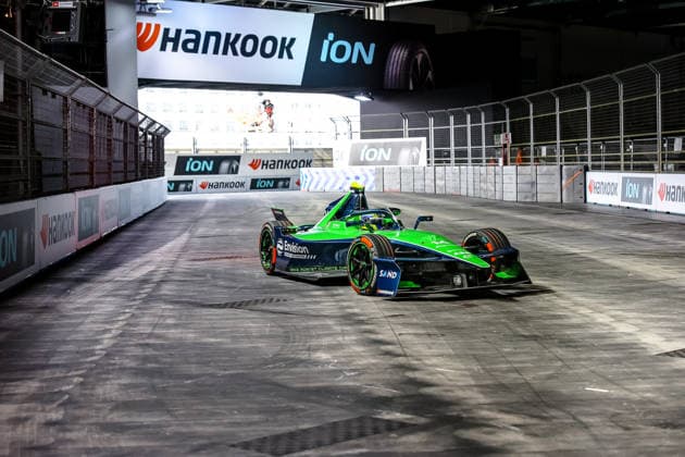 Joel Eriksson (Envision Racing, 14) zweites freies Training Free Practice 2, ABB FIA Formula E World Championship, WM, Weltmeisterschaft London e-Prix 2026, Vereinigtes Koenigreich, Saison 12 2025 26, Runde 16, 15.07.2026, ABB FIA Formula E World Championship, London e-Prix 2026, Vereinigtes Koenigreich, Saison 12 2025 26, Runde 16, 15.07.2026 London Copyright: xEibner-Pressefoto LauraxRoemerx EP_LRR
