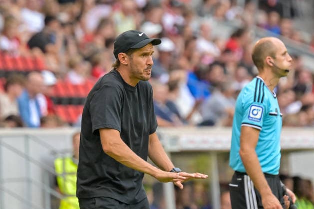 Julian Schuster (SC Freiburg, Trainer) mit Gestik GER, SC Freiburg vs Crystal Palace FC, Fussball, Testspiel, , Saison 2026 2027, 15.08.2026 GER, SC Freiburg vs Crystal Palace FC, Fussball, Testspiel, , Saison 2026 2027, 15.08.2026 Freiburg Copyright: xEibner-Pressefotox EP_THS