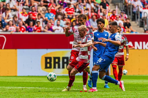 Jomaine Consbruch (Fortuna Düsseldorf, 14) beim Schuss, Fabian Schleusener (Fortuna Düsseldorf, 24), Jakov Dedic (TSG Hoffenheim II, 36) Fortuna Duesseldorf vs. TSG Hoffenheim II, Fussball, 3.Liga, 02.Spieltag, Saison 2026 27, 15.08.2026, DFL REGULATIONS PROHIBIT ANY USE OF PHOTOGRAPHS AS IMAGE SEQUENCES AND OR QUASI-VIDEO, Fortuna Duesseldorf vs. TSG Hoffenheim II, Fussball, 3.Liga, 2.Spieltag, Saison 2026 27, 15.08.2026 Düsseldorf Copyright: xEibner-Pressefoto LukasxBaldygax EP_LBA