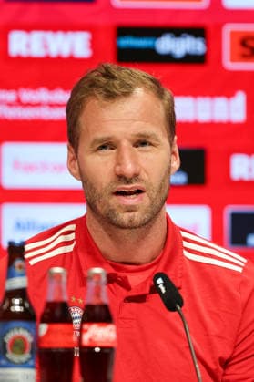 Anton Gavel (FC Bayern Basketball, Chef-Trainer) bei der Pressekonferenz, GER, FC Bayern Basketball, Saisoneroeffnungs-Pressekonferenz, Saison 2026 2027, 15.09.2026, GER, FC Bayern Basketball, Saisoneroeffnungs-Pressekonferenz, Saison 2026 2027, 15.09.2026 Muenchen Copyright: xEibner-Pressefoto JennixMaulx EP_JML