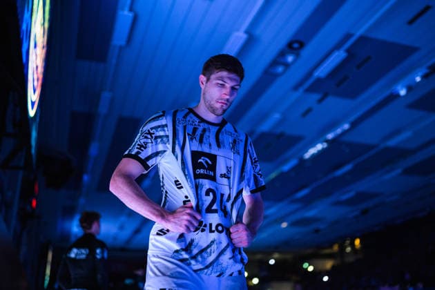 Lukas Zerbe (THW Kiel, 24) kurz vor dem Anpfiff. GER, ThSV Eisenach gegen THW Kiel, 1. Opel Handballbundesliga, Handball, 5.Spieltag, Saison 2026 2027, 20.00 Uhr, 18.09.2026 GER, ThSV Eisenach gegen THW Kiel, 1. Opel Handballbundesliga, Handball, 5.Spieltag, Saison 2026 2027, 20.00 Uhr, 18.09.2026 Eisenach Copyright: xMartinxHerbstx