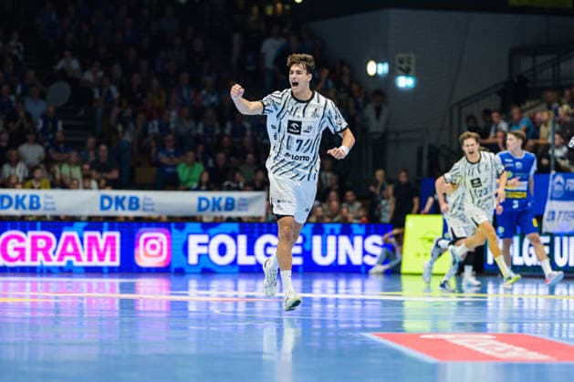 Julian Koester (THW Kiel, 07) Jubel zum Treffer. GER, ThSV Eisenach gegen THW Kiel, 1. Opel Handballbundesliga, Handball, 5.Spieltag, Saison 2026 2027, 20.00 Uhr, 18.09.2026 GER, ThSV Eisenach gegen THW Kiel, 1. Opel Handballbundesliga, Handball, 5.Spieltag, Saison 2026 2027, 20.00 Uhr, 18.09.2026 Eisenach Copyright: xMartinxHerbstx
