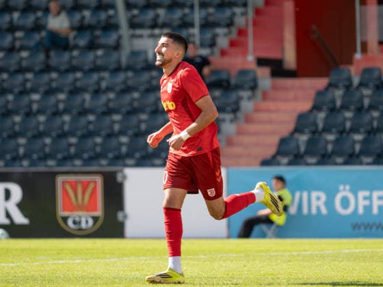 Tor zum 0:2 durch Nassim Boujellab (SSV Jahn Regensburg, 10) GER, Fussball, VfB Stuttgart II vs. SSV Jahn Regensburg, Landesliga 2, 8. Spieltag, Leinfelden-Echterdingen, Saison 2026 2027, 19.09.2026 GER, Fussball, VfB Stuttgart II vs. SSV Jahn Regensburg, 3. Liga, 8. Spieltag, Saison 2026 2027, 19.09.2026 Leinfelden-Echterdingen Copyright: xCarstenxSchweringx EP_CSG