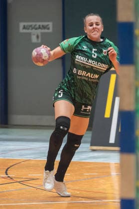 Helene Wagner (SG 09 Kirchhof, 05) kommt am Kreis zum Wurf. HSV Solingen Graefrath 76 vs. SG 09 Kirchhof, Handball Frauen 2. Bundesliga, Alsco 2.HBL, 04. Spieltag, Saison 2026 2027, 19.09.2026 HSV Solingen Graefrath 76 vs. SG 09 Kirchhof, Handball Frauen 2. Bundesliga, Alsco 2. HBF, 04. Spieltag, Saison 2026 2027, 19.09.2026 Solingen Copyright: xEibner-Pressefoto ThomasxHaeslerx EP_THR