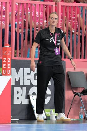 Miriam Hirsch (TusSies Metzingen, Trainerin) TusSies Metzingen vs. Thueringer HC , Handball, Alsco HBF, 04..Ligaspieltag, Saison 2026 2027, 19.09.2026 TusSies Metzingen vs. Thueringer HC , Handball, Alsco HBF, 04..Ligaspieltag, Saison 2026 2027, 19.09.2026 Tuebingen Copyright: xEibner-Pressefotox EP_TBR