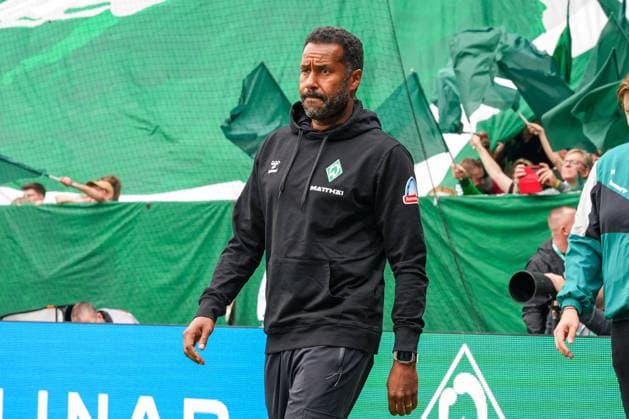 Daniel Thioune (Werder Bremen, Cheftrainer), Gesichtsausdruck, Mimik, Emotion, Deutschland: Fussball, Bundesliga, Saison 2026 27, 4. Spieltag, 19.09.2026, Werder Bremen vs FC Augsburg, Weserstadion (Bremen) Copyright: xLeonxFrickx