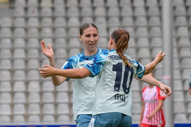 Estrella Merino (Bayer 04 Leverkusen Frauen, 10) beim Jubel nach ihem Treffer zum 1:2 mit Caroline Kehrer (Bayer 04 Leverkusen Frauen, 09) GER, SC Freiburg vs Bayer 04 Leverkusen, Frauen-Fussball, Bundesliga, 5. Spieltag, Saison 2026 2027, 20.09.2026 DFB REGULATIONS PROHIBIT ANY USE OF PHOTOGRAPHS AS IMAGE SEQUENCES AND OR QUASI-VIDEO GER, SC Freiburg vs Bayer 04 Leverkusen, Frauen-Fussball, Bundesliga, 5. Spieltag, Saison 2026 2027, 20.09.2026 Freiburg Copyright: xEibner-Pressefotox EP_THS