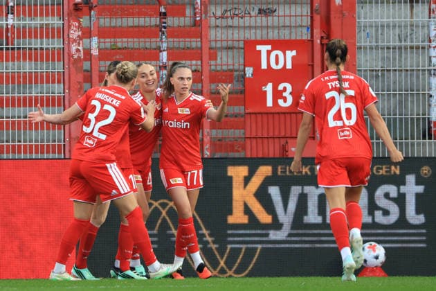 20.09.2026, GER Deutschland, Fussball, 1.Fussballbundesliga, Frauen, 2026 2027, Alte Foersterei, 1.FC Union vs. RB Leibzig 1:0 durch Lia Kamber ( 1.FC Union Berlin 41 ), Tor Jubel, jubelt, Freude, Glueck, gluecklich, positive Emotionen, Union-Spielerinnenkreis, 1. Liga: DFB DFL regulations prohibit any use of photographs as image sequences and or quasi-video) nordphoto GmbH Engler Berlin Stadion Alte Foersterei Berlin Deutschland Copyright: xNordphotox xEnglerx