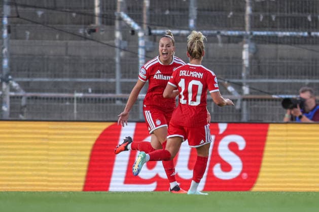 GER, München, FC Bayern München vs Manchester City, Womens Champions League, Fussball, UEFA, Spielzeit 2026 2027, uhlsport Park, 1. Spieltag im Bild: Giulia Gwinn (FC Bayern München Frauen 7), Tor, Jubel und Freude, Emotionen, goal scored DFB DFL REGULATIONS PROHIBIT ANY USE OF PHOTOGRAPHS AS IMAGE SEQUENCES AND OR QUASI-VIDEO, 22.09.2026 Copyright: HMBxMedia HendrikxHamelau
