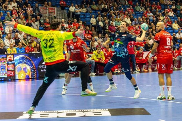 HBL Pokal, 2. Runde, Kassel, MT Melsungen vs. Rhein-Neckar Loewen, Rothenbach-Halle Kassel; 22.09.2026 HBL Pokal, 2. Runde, Kassel, Germany - 22.09.2026: Marius Steinhauser (Rhein-Neckar Löwen, 19) beim Torwurf, Handball Bundesliga, Spiel der MT Melsungen vs. Rhein-Neckar Loewen, Rothenbach-Halle Kassel Copyright: xBEAUTIFULxSPORTS Freudensteinx