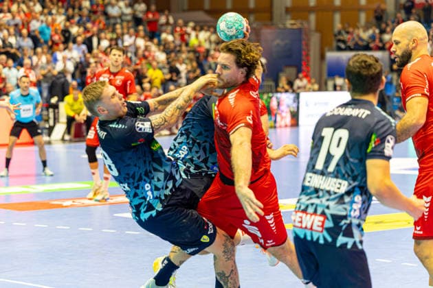 HBL Pokal, 2. Runde, Kassel, MT Melsungen vs. Rhein-Neckar Loewen, Rothenbach-Halle Kassel; 22.09.2026 HBL Pokal, 2. Runde, Kassel, Germany - 22.09.2026: Johannes Golla (MT Melsungen, 14) am Ball, Handball Bundesliga, Spiel der MT Melsungen vs. Rhein-Neckar Loewen, Rothenbach-Halle Kassel Copyright: xBEAUTIFULxSPORTS Freudensteinx