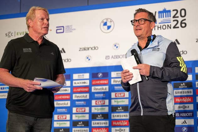 Rechts im Bild Juergen Lock, SCC Events GmbH Geschaeftsfuehrer, im Interview, GER, Pressekonferenz, BMW Berlin Marathon 2026, Toplaeufer der Herren, 25.09.2026 GER, Pressekonferenz, BMW Berlin Marathon 2026, Toplaeufer der Herren, 25.09.2026 Berlin