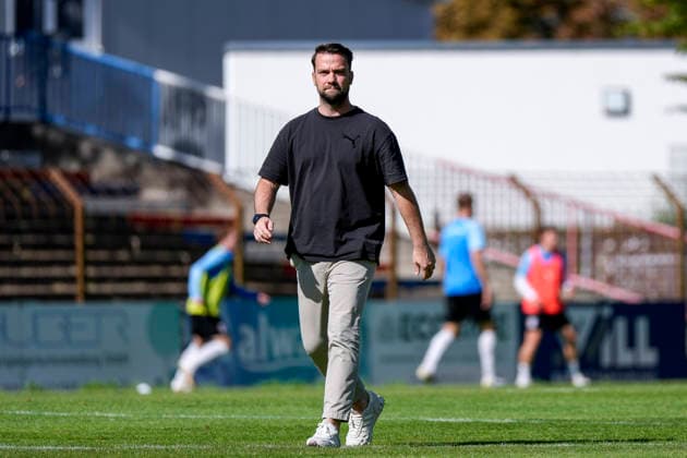 Marcel Abele (Trainer, Cheftrainer, VfR Mannheim), Freisteller, Ganzkörper, Einzelbild, Einzelfoto, Aktion, Action, 26.09.2026, Mannheim (Deutschland), Fussball, Regionalliga Südwest, VfR Mannheim - SG Barockstadt Fulda-Lehnerz