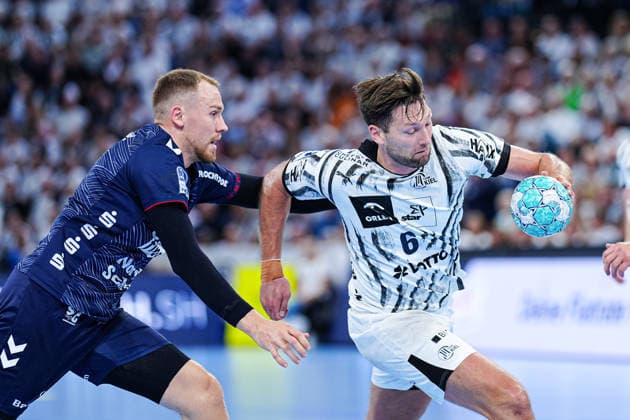 Simon Pytlick (SG Flensburg-Handewitt, 02), Harald Reinkind (THW Kiel, 06) GER, THW Kiel vs. SG Flensburg-Handewitt, Handball, 1. Bundesliga, Spieltag 6, Saison 2026 2027, 26.09.2026 GER, THW Kiel vs. SG Flensburg-Handewitt, Handball, 1. Bundesliga, Spieltag 6, Saison 2026 2027, 26.09.2026 Kiel Copyright: xEibner-Pressefoto MarcelxvonxFehrnx EP_MFN