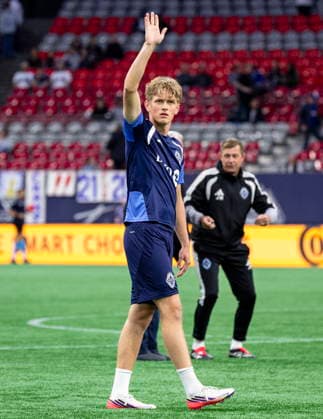 September 26, 2026, Vancouver, Bc, CANADA: Vancouver Whitecaps Valter Sedin (49) warms up prior to an MLS, Fussball Herren, USA soccer match, in Vancouver, on Saturday, Sept. 26, 2026. Canada News - September 26, 2026 - ZUMAc35_ 20260926_zaf_c35_167 Copyright: xJacobxMallarix