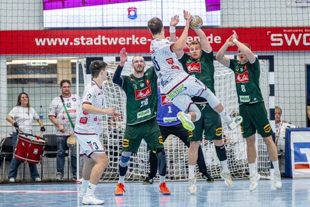 2. Handball Bundesliga; TV Hüttenberg - GWD Minden, 26.09.26 Paul Ohl (TV Hüttenberg, 10), Philipp Schwarz (TV Hüttenberg, 3), Antonio Metzner (GWD Minden, 20), Daniel Astrup Pedersen (GWD Minden, 3), Karolis Antanavicius (GWD Minden, 8) 2. Handball Bundesliga; TV Hüttenberg - GWD Minden: Hüttenberg, 26.09.26 Copyright: xBEAUTIFULxSPORTS Roeczeyx