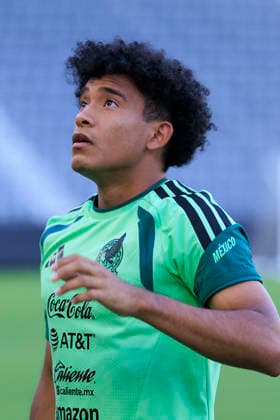 October 5, 2026, Los Angeles, California, USA: Isaias Violante 26 of Mexico during practice on Monday, October 5, 2026 at BMO Stadium in Los Angeles, California in preparation for an International Friendly, Länderspiel, Nationalmannschaft match against Chile on Tuesday October 6, 2026 at the Los Angeles Memorial Coliseum. ARIANA RUIZ PI Mexico press conference, PK, Pressekonferenz - ZUMAp124 20261005_zaa_p124_031 Copyright: xArianaxRuizx