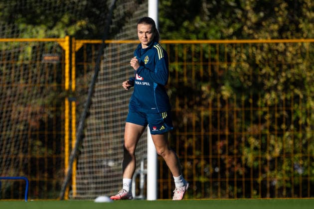 261006 Beata Olsson of the Swedish women s national football team during a training session on October 6, 2026 in Stockholm. Photo: Emma Wallskog BILDBYRAN kod EW EW0714 fotboll football soccer fotball vm-kval kval fifa womens world cup qualifier qualifier träning practice training sverige sweden dam bbeng Copyright: EMMAxWALLSKOG BB261006EW031