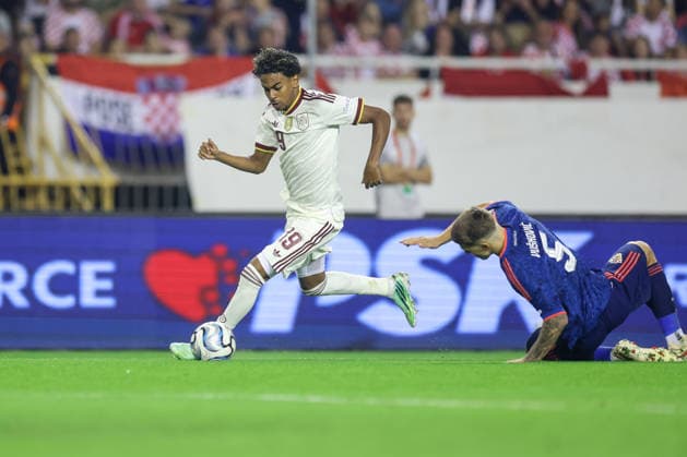 Croatia v Spain - UEFA Nations League 2026 27 Group A3 MD4 Lamine Yamal of Spain runs with the ball during the UEFA Nations League 2026 27 group phase match between Croatia and Spain at Stadion Poljud on October 6, 2026 in Split, Croatia. SanjinxStrukic PIXSELL