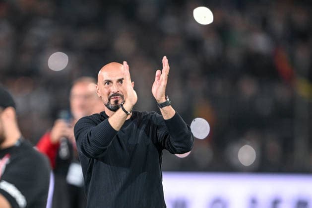 U21, U 21 Laenderspiel - 26 27 - Deutschland - Georgien am 06.10.2026 in der SchücoArena in Bielefeld Trainer Antonio Di Salvo (Deustchland) nach dem Sieg,