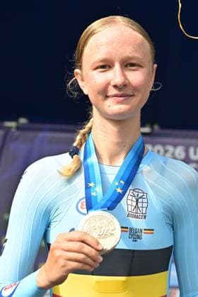 Belgium s Laura Five , winner of the silver medal pictured on the podium of the Women Junior Individual Time Trial race (22km) at the cycling UEC Road European Championships, in Ljubljana, Slovenia, on Wednesday 7 October 2026. The UEC Road European Championships are taking place from 02 to 07 October in Ljubljana, Slovenia. DAVIDxPINTENS x189034325x