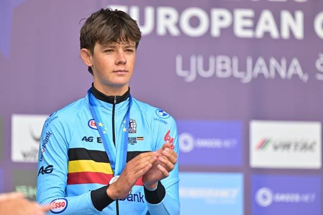 Belgium s Matisse Van Kerckhove , winner of the silver medal celebrates on the podium of the Men U23 Individual Time Trial race (22km) at the cycling UEC Road European Championships, in Ljubljana, Slovenia, on Wednesday 7 October 2026. The UEC Road European Championships are taking place from 02 to 07 October in Ljubljana, Slovenia. DAVIDxPINTENS x189042177x