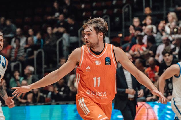 2. Spieltag des Basketball Eurocup Niners Chemnitz - Klaipedos Neptunas 07.10.2026 ab 19.00 Uhr Chemnitz, Chemnitz Arena Im Foto:11 Elias Rödl, 88 Lukas Kreismontas 2. Spieltag des Basketball Eurocup Niners Chemnitz - Klaipedos Neptunas Chemnitz Sachsen Deutschland Copyright: xEHLxMedia MichelxKöhlerx 20262709-Niners-Chemnitz-Klaipeda-Neptunas-012