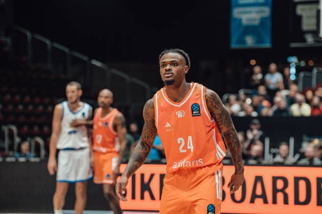 2. Spieltag des Basketball Eurocup Niners Chemnitz - Klaipedos Neptunas 07.10.2026 ab 19.00 Uhr Chemnitz, Chemnitz Arena Im Foto:24 Cobe Williams 2. Spieltag des Basketball Eurocup Niners Chemnitz - Klaipedos Neptunas Chemnitz Sachsen Deutschland Copyright: xEHLxMedia MichelxKöhlerx 20262709-Niners-Chemnitz-Klaipeda-Neptunas-024