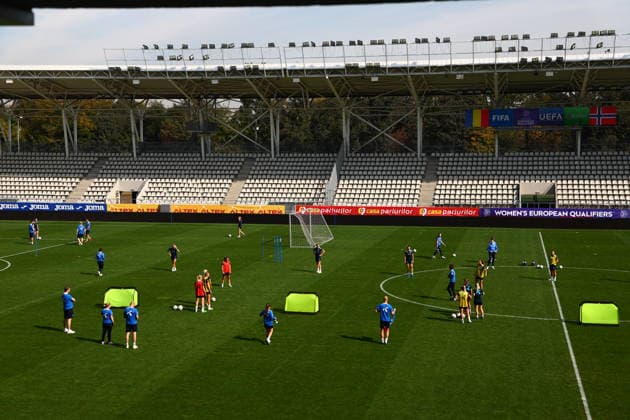 Women s National Soccer Team Prepares for World Cup Qualifier Bucharest, Romania, October 8, 2026 The national team trains at Stadionul Arcul de Triumf ahead of the World Cup qualifier against Romania. Photo: Nikola Krstic, NTB Romania, Bucharest. EDITORIAL USE ONLY. RESTRICTED USE FOR BETTING COMPANIES. Copyright: xNikolaxKrsticx xNTBx