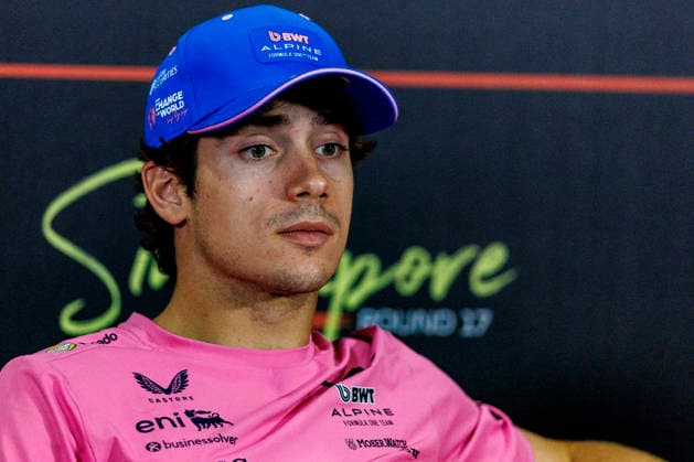 RECORD DATE NOT STATED 8th October 2026; Marina Bay, Singapore; Formula 1, Singapore Grand Prix, Arrival Day; Franco Colapinto (43) of Argentina and BWT Alpine Formula One Team during the press conference, PK, Pressekonferenz at the Singapore Grand Prix StephenxBlackberry