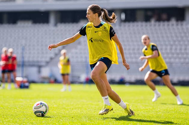 261008 Emma Stolen Godo of the Norwegian women™s national football team during a training session on October 8, 2026 in Bucharest. Photo: Marius Simensen BILDBYRAN Cop 238 bbeng dam fifa women s world cup qualifier football fotball fotboll norge norway practice soccer training trening träning Copyright: MARIUSxSIMENSEN BB261008BB282