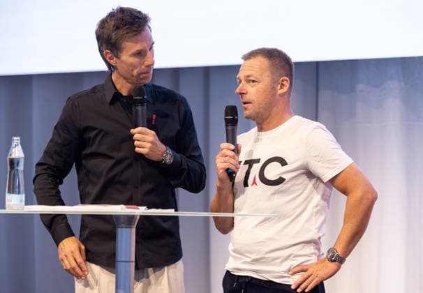 ALPINE SKIING - Atomic Media Day 2026 ALTENMARKT,AUSTRIA,08.OCT.26 - ALPINE SKIING - Atomic Media Day. Image shows presenter Christian Brugger and Juergen Graller (Atomic). GEPAxpictures xHaraldxSteiner