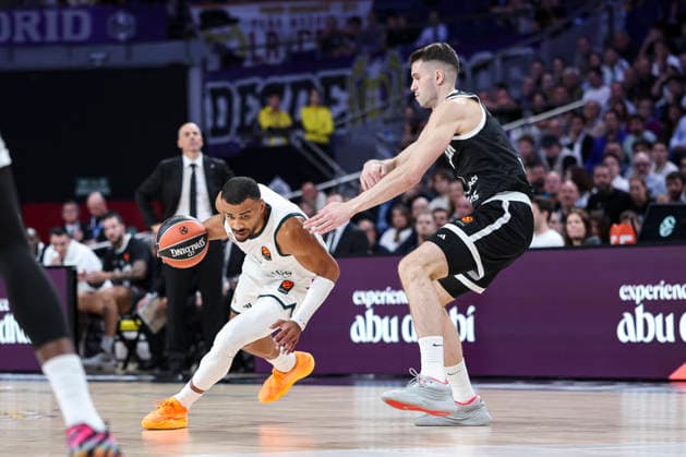 October 8, 2026, Madrid, Madrid, Spain: Timothe Luwawu-Cabarr Ot of Real Madrid and Mario Nakic of Partizan Mozzart Bet Belgrade in action during the Euroleague Basketball Regular Season Round 4 game between Real Madrid v Partizan Mozzart Bet Belgrade at Movistar Arena on October 08, 2026 in Madrid, Spain. Madrid Spain - ZUMAa181 20261008_zaa_a181_230 Copyright: xIrinaxR.xHipolitox