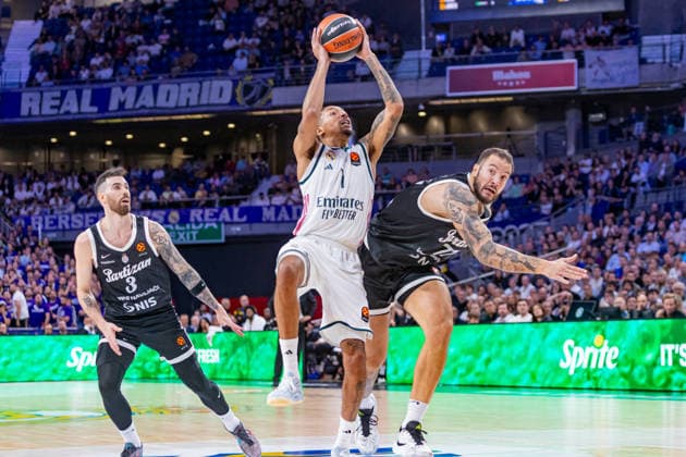 ESP: Euroleague Real Madrid v Partizan Belgrade Nick Smith Jr of Real Madrid during the Euroleague match between Real Madrid and Partizan Mozzart Bet Belgrade played at Movistar Arena Stadium on October 8 2026 in Madrid Spain Madrid Spain Basketball Copyright: xAlbaxPachecox xAgenciaxLOFx