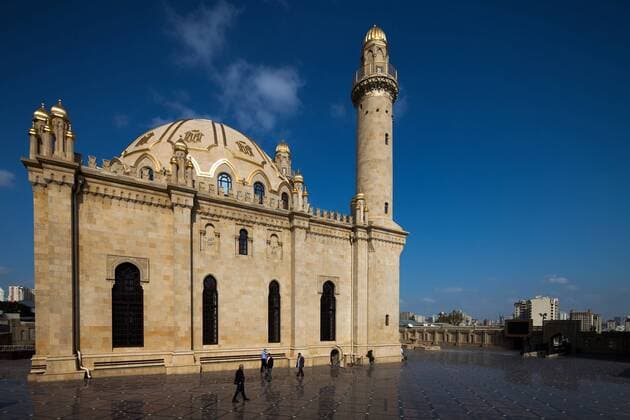 Baku Tezepir Moschee Baku, Hauptstadt von Aserbaidschans, Aserbaidschan, Kaukasus, Baki, Stadtzentrum, Stadtmitte, Zentrum, Innenstadt, Azerbaijan, Tezepir Moschee, Islam, Glaube, Religion, Moscheen, 1905, Architekt Ziver bey Ahmadbeyov, Gotteshaus, Sakralbau, Təzəpir məscidi, Sakralbauten, islamische, islamistische, religioese, Azerbaijan, aserbaidschanische,
