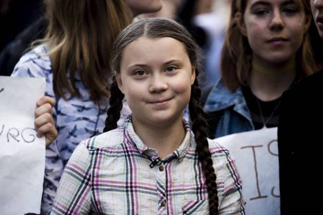 News Themen der Woche KW08 Entertainment Bilder des Tages Paris, France February 22, 2019 - Protest by Youth for climate claiming for urgent measures to combat climate change - 16-year-old Swedish environmental activist Greta Thunberg DECROISSANCE ENERGETIQUE, MARCHE, MANIFESTATION, CLIMAT, ENVIRONNEMENT, YOUTH FOR CLIMATE, LES JEUNES POUR LE CLIMAT, PLANETE, SOCIETE, PREOCCUPATION ENVIRONNEMENTALE, GRETA THUNBERG, PORTRAIT Copyright: xVincentxIsorex