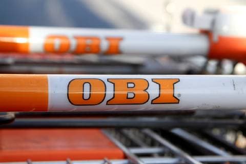 Freiburg Themenbild - Obi Baumarkt, Baustoffmarkt in Freiburg Themenbild - Obi Baumarkt, Baustoffmarkt in Freiburg Freiburg 24.02.2019 Einkaufswagen Obi, Werbeschild, Logo, Schriftzug, Reklame, Tag, Aussenaufnahme Featurebild, Symbolbild, Themenbild Copyright: xEIBNER DanielxFleigx EP_DFG