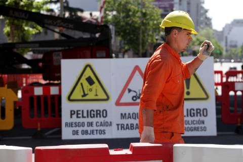 October 23, 2018 - Buenos Aires, Buenos Aires, Argentina - Investments in public works grew by a high percentage in an election year on 13 July 2019 in Buenos Aires, Argentina. Buenos Aires Argentina - ZUMAn230 20181023_zaa_n230_1095 Copyright: xCarolxSmiljanx