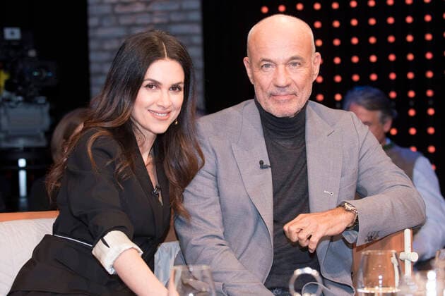 2020 Bilder des Jahres, Entertainment 02 Februar Entertainment Themen der Woche KW07 Entertainment Bilder des Tages 3nach9 Talkshow im Bild:Viktoria und Heiner Lauterbach Mit 19 Jahren stand er erstmals auf der Bühne, seither sind seine Rollen durchweg von Erfolg gekrönt: Heiner Lauterbach. Unterstützt wird er dabei seit fast zwanzig Jahren von Ehefrau Viktoria. Nun ist der dreifache Vater auch Großvater geworden: Wie es sich anfühlt, einen Enkel zu haben, was das Geheimnis einer glücklichen Ehe ist und wie sie es geschafft haben, erfolgreich ihre eigenen Wege zu gehen, verrät das Paar bei 3nach9. DEU, Bremen, Radio Bremen, 3nach9, Live-Aufzeichnung vom 14.02.2020,