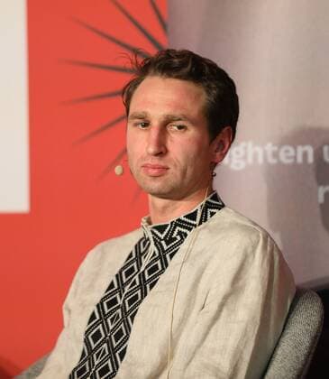 22.10.2022 Frankfurt am Main, Messe Frankfurter Buchmesse 2022 Die First-Ladies der Ukraine und Deutschland Olena Selenska und Elke Büdenbender stellen das (Hör-)Buchprojekt Better Time Stories vor und starten offiziell die deutsche Spendenkampagne Bild zeigt: den ukrainischen Social-Tech-Unternehmer Andriy Shmyhelskyy den Initiator dder Kampagne