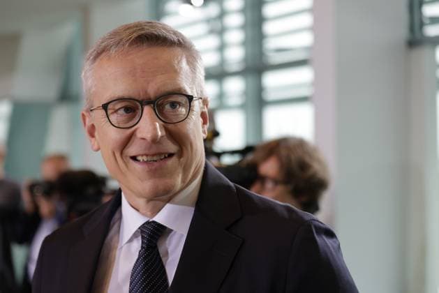 Dr. Karsten Wildberger, Bundesminister für Digitales und Staatsmodernisierung , Deutschland, Berlin, Bundeskanzleramt, Das Bundeskabinett befasst sich in seiner 18. Sitzung am 8. Oktober 2025 unter anderem mit der Modernisierung des Bundespolizeigesetzes und der Anpassung der Krankenhausreform.