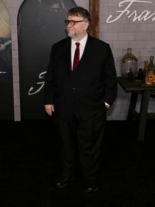 October 6, 2025, Los Angeles, California, USA: Mexican filmmaker, author, and artist GUILLERMO DEL TORO attends the Los Angeles red carpet premiere of Netflix s Frankenstein Los Angeles USA - ZUMAb173 20251006_aap_b173_282 Copyright: xBillyxBennightx