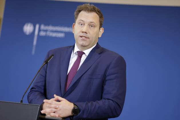Lars Klingbeil Bundesminister der Finanzen, Deutschland, Berlin, BMF, Pressekonferenz BM Klingbeil, Thema: 169. Steuerschätzung