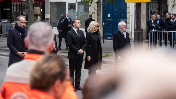 President Emmanuel Macron, Brigitte Macron, Philippe Duperron, president of the association 13ONZE15 during the tribute to the victims of the 13 November 2015 attacks in front of the Bataclan ten years after 13 November 2025 Charles Cohen Boyer Bestimage Tribute to the victims of the 13 November 2015 attacks in front of the Bataclan ten years after 13 November 2025 Paris France Copyright: xCharlesxCohenxBoyer BestimagexCharlesxCohenxBoyer Bestimagex