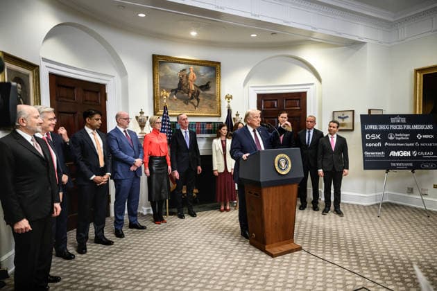 President Donald Trump makes an announcement on prescription drug prices in the Roosevelt Room President Donald Trump makes an announcement on prescription drug prices in the Roosevelt Room, Friday, December 19, 2025., Credit:Joyce N. Boghosian Avalon Copyright: xJoycexN.xBoghosianx xAvalonx 1061164567