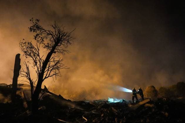 (260505) -- BEIJING, May 5, 2026 -- Rescuers work on site after an explosion at a fireworks plant in Guandu Town of Liuyang, central China s Hunan Province, May 5, 2026. Three people were killed, and 25 others were injured, including two in serious condition, after an explosion hit a fireworks plant in central China s Hunan Province on Monday, according to a local emergency management bureau. The explosion occurred at around 4:43 p.m. at the plant in Liuyang, a county-level city under Changsha, capital city of Hunan. After the accident, local emergency and fire rescue forces rushed to the scene to carry out rescue operations, which are still underway. ) XINHUA PHOTOS OF THE DAY ChenxSihan