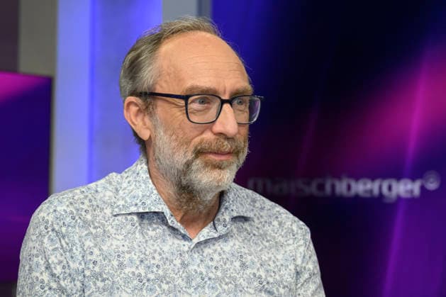 v.l.: Jimmy Wales (Wikipedia-Gründer), GER, Berlin, Studio, zu Gast bei Maischberger, politische Talkshow, TV, Format, mit Moderatorin Sandra Maischberger, Das Erste, aus Adlershof Am Studio 20, 05. Mai 2026, Copyright: HMBxMedia UwexKoch
