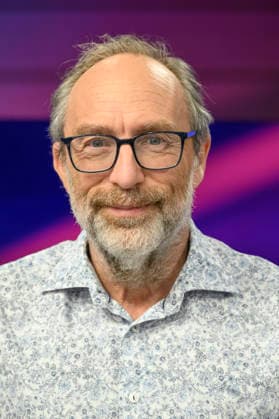 v.l.: Jimmy Wales (Wikipedia-Gründer), GER, Berlin, Studio, zu Gast bei Maischberger, politische Talkshow, TV, Format, mit Moderatorin Sandra Maischberger, Das Erste, aus Adlershof Am Studio 20, 05. Mai 2026, Copyright: HMBxMedia UwexKoch